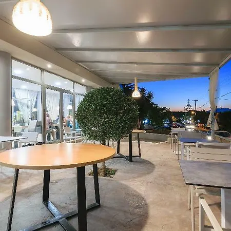 Karras Grande Hotel Plános