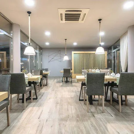 Karras Grande Hotel