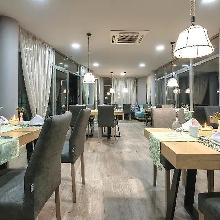 Karras Grande Hotel