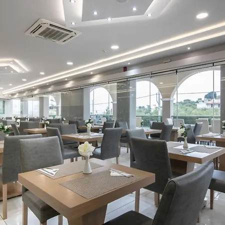 Karras Grande Hotel 4*