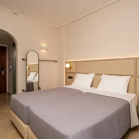 Karras Grande מלון 4*