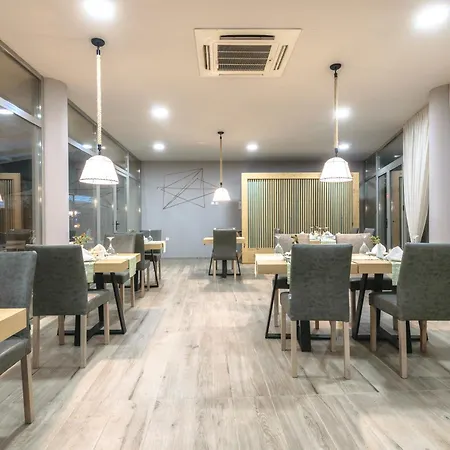 Karras Grande 4* Планос