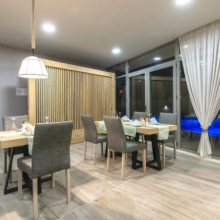 Отель Karras Grande 4*