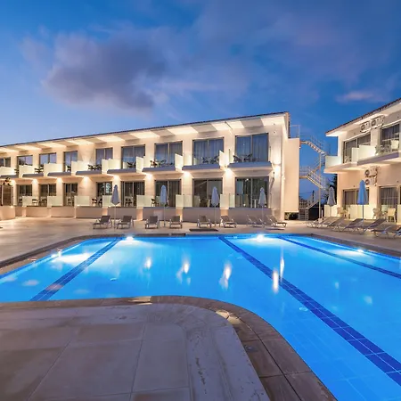 Hotel Karras Grande