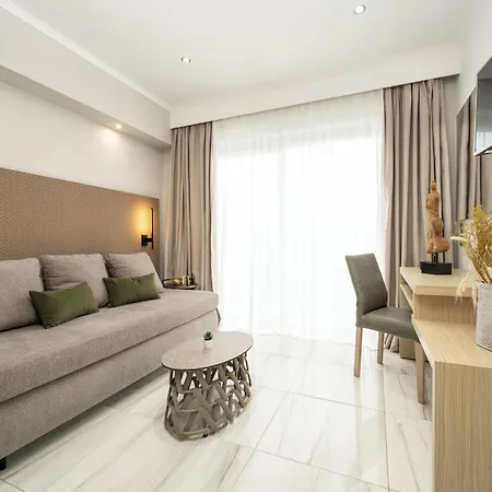 Hotel Karras Grande