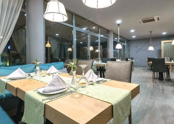 Karras Grande Hotel Plános