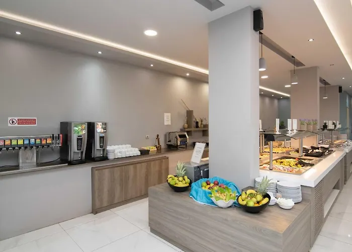 Hotel Karras Grande
