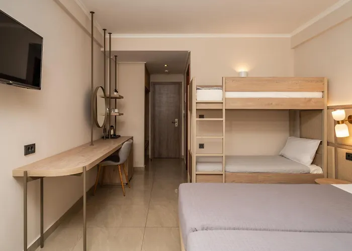 Hotel Karras Grande
