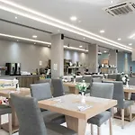 Karras Grande Ξενοδοχείο 4*