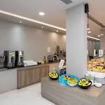 Ξενοδοχείο Karras Grande
