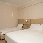 Ξενοδοχείο Karras Grande