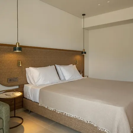 Hotel Karras Grande 4*