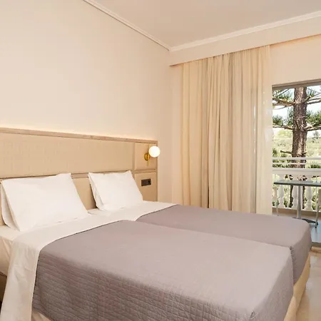 Ξενοδοχείο Karras Grande 4*