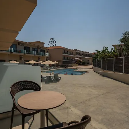 Hotel Karras Grande Plános