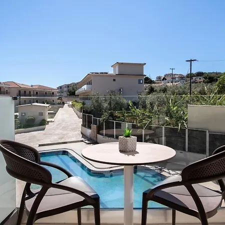 Hotel Karras Grande 4*